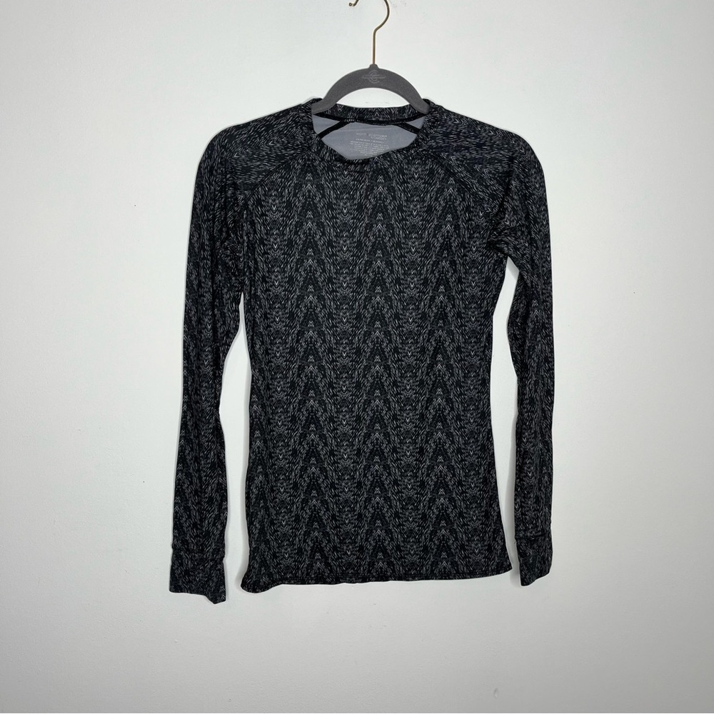 Warm Essentials by Cuddle Duds Size Small Black Fitted Long Sleeve Layering Top